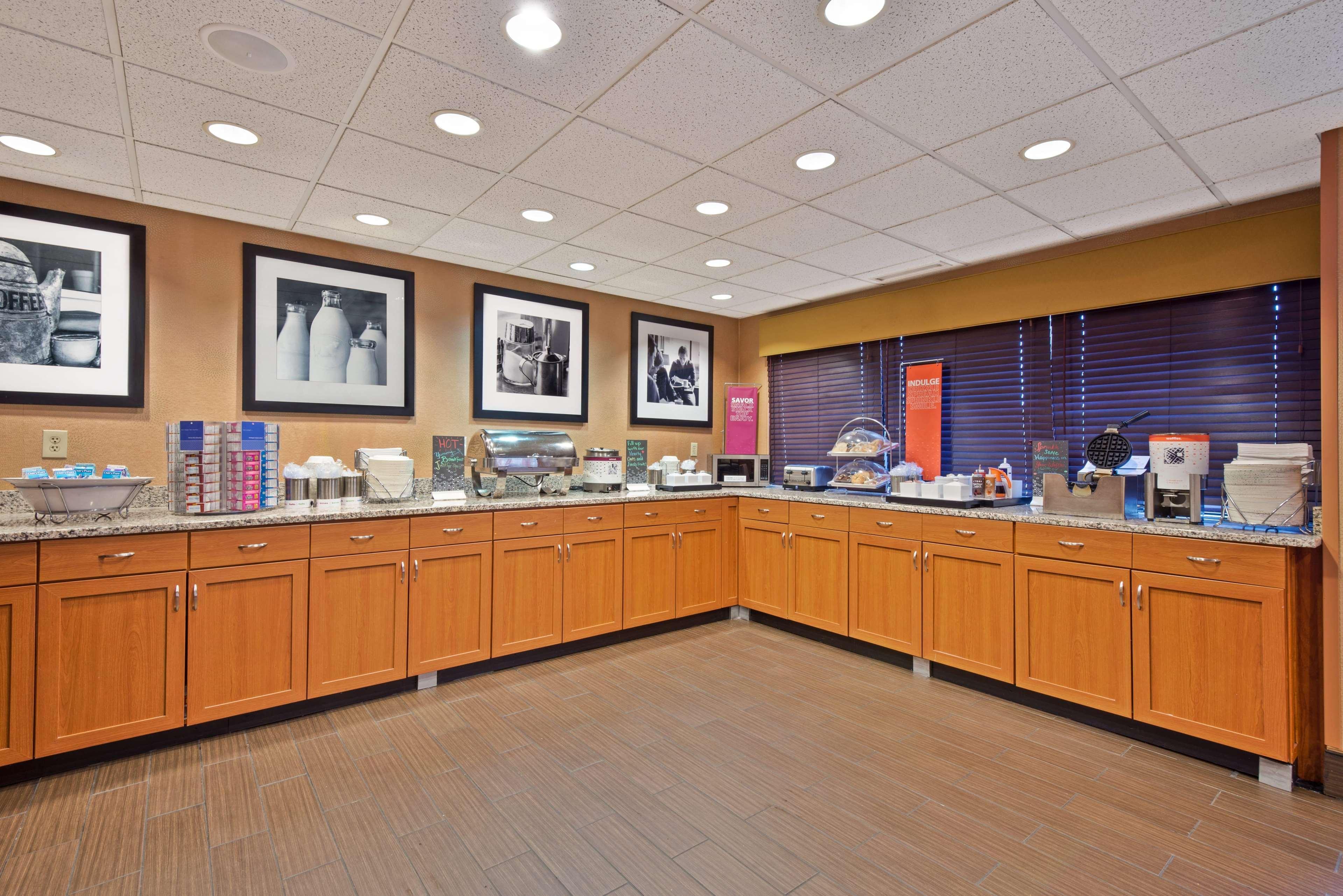 Hampton Inn Winfield Teays Valley Dış mekan fotoğraf